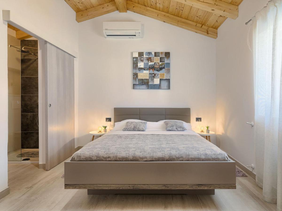 Holiday Home Villa Karmen - Roj454 Sveti Petar u Sumi Esterno foto